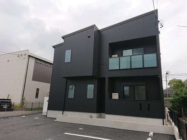 Verious Murcielago(大府市 賃貸）1LDK アパート オートロック＆宅配BOX＆wi-fi付 (土地＆建物セット事業企画) アイキャッチ画像