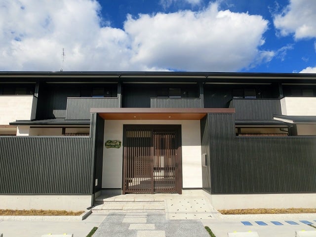 外観イメージ　京町屋風…武家屋敷テイストなデザインにしました。