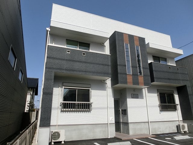 Verious 鳥居松 (春日井市 賃貸） オートロック付 1R　デザイナーズアパート　(土地＆建物セット事業企画) アイキャッチ画像