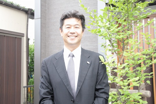 代表取締役　作山　哲